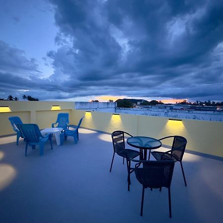 Prachan Hostel Тонгсала Екстериор снимка