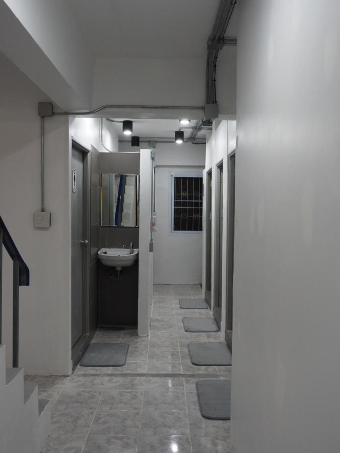 Prachan Hostel Тонгсала Екстериор снимка