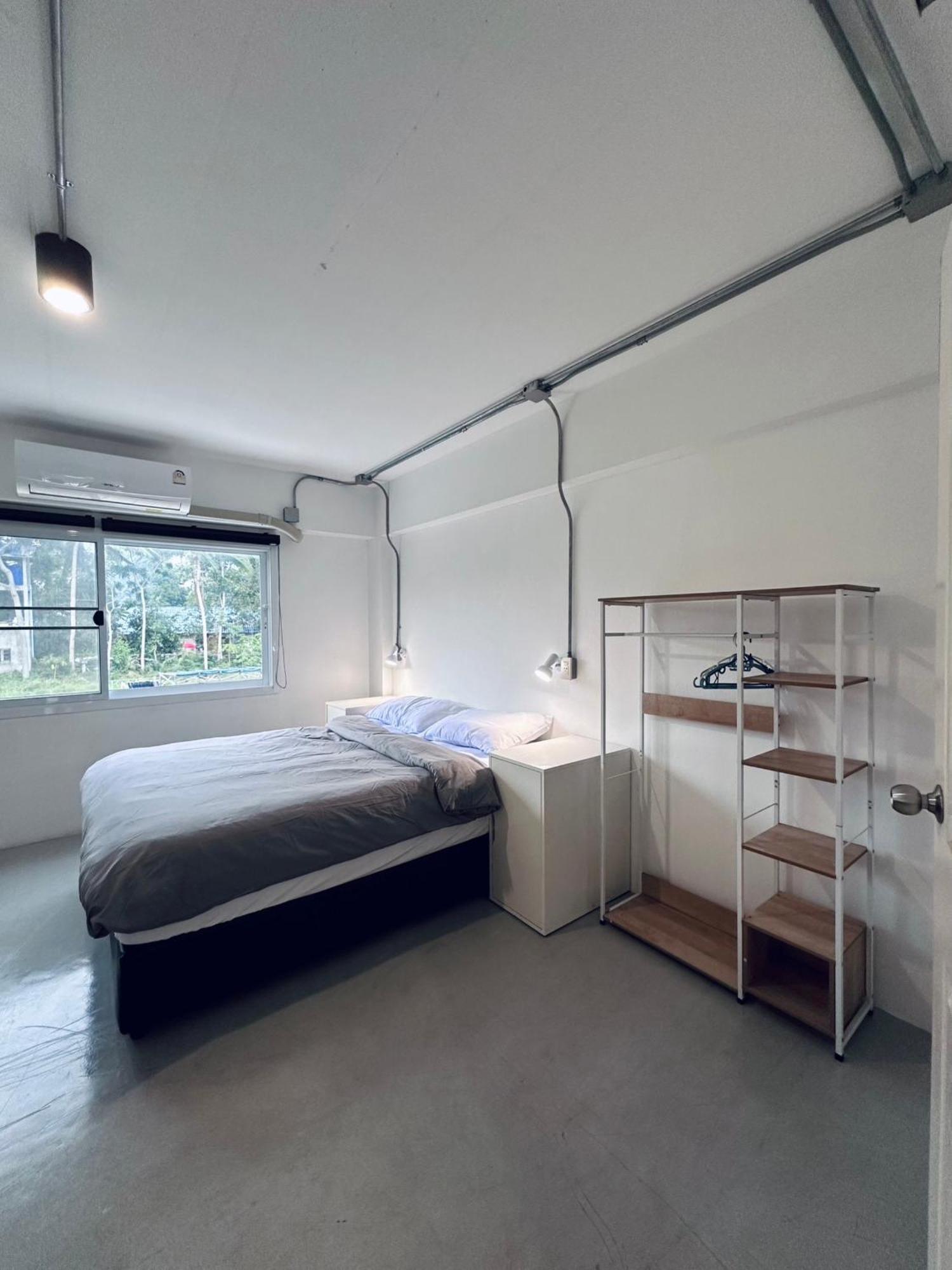 Prachan Hostel Тонгсала Екстериор снимка