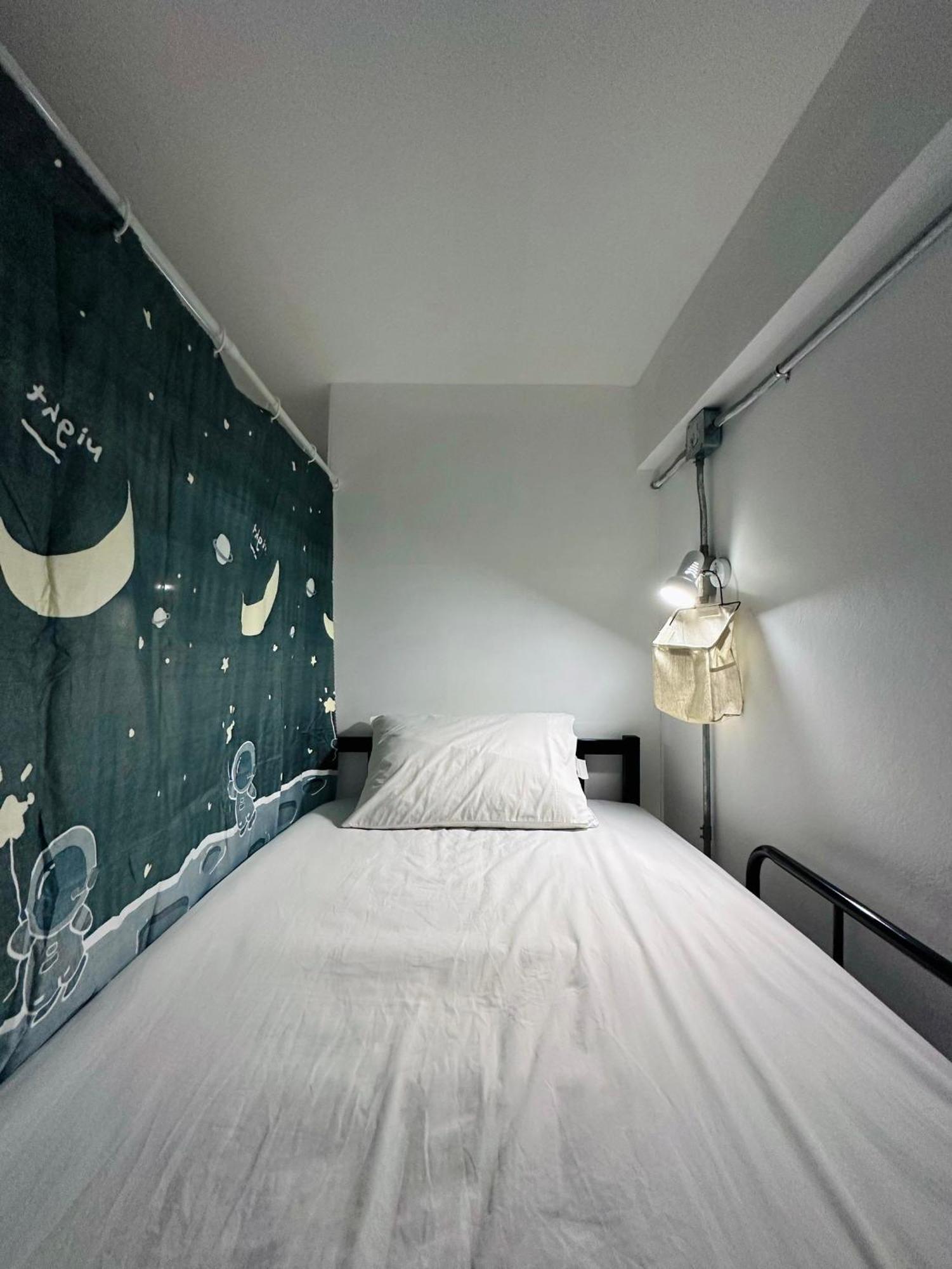 Prachan Hostel Тонгсала Екстериор снимка