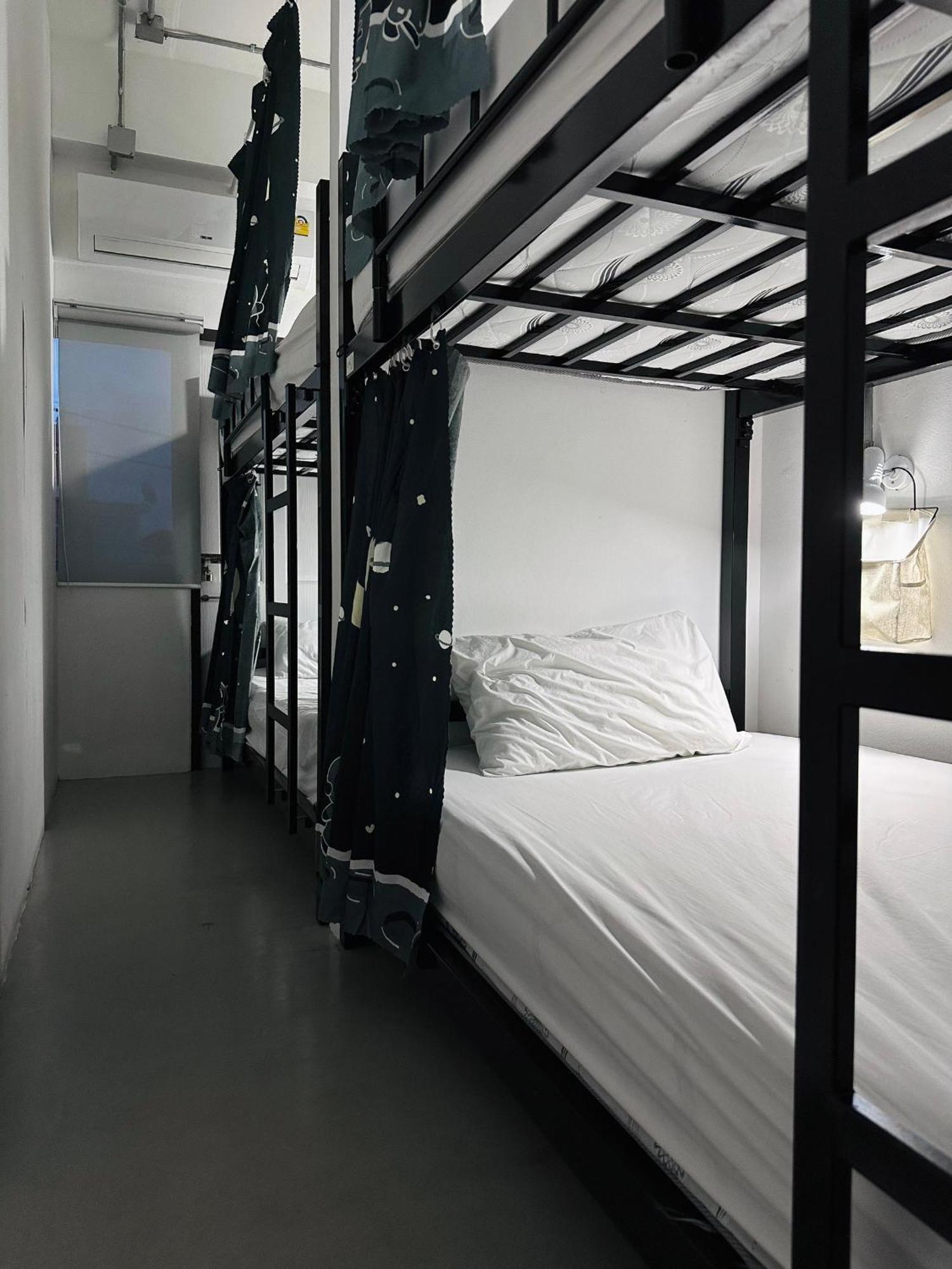 Prachan Hostel Тонгсала Екстериор снимка